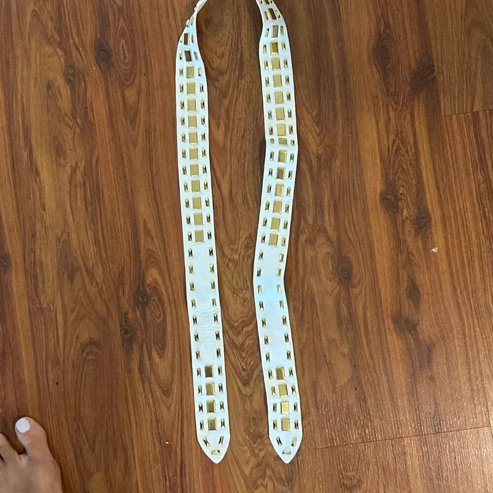 Alberta Ferretti made in Italy white genuine leather belt with gold studs vintag